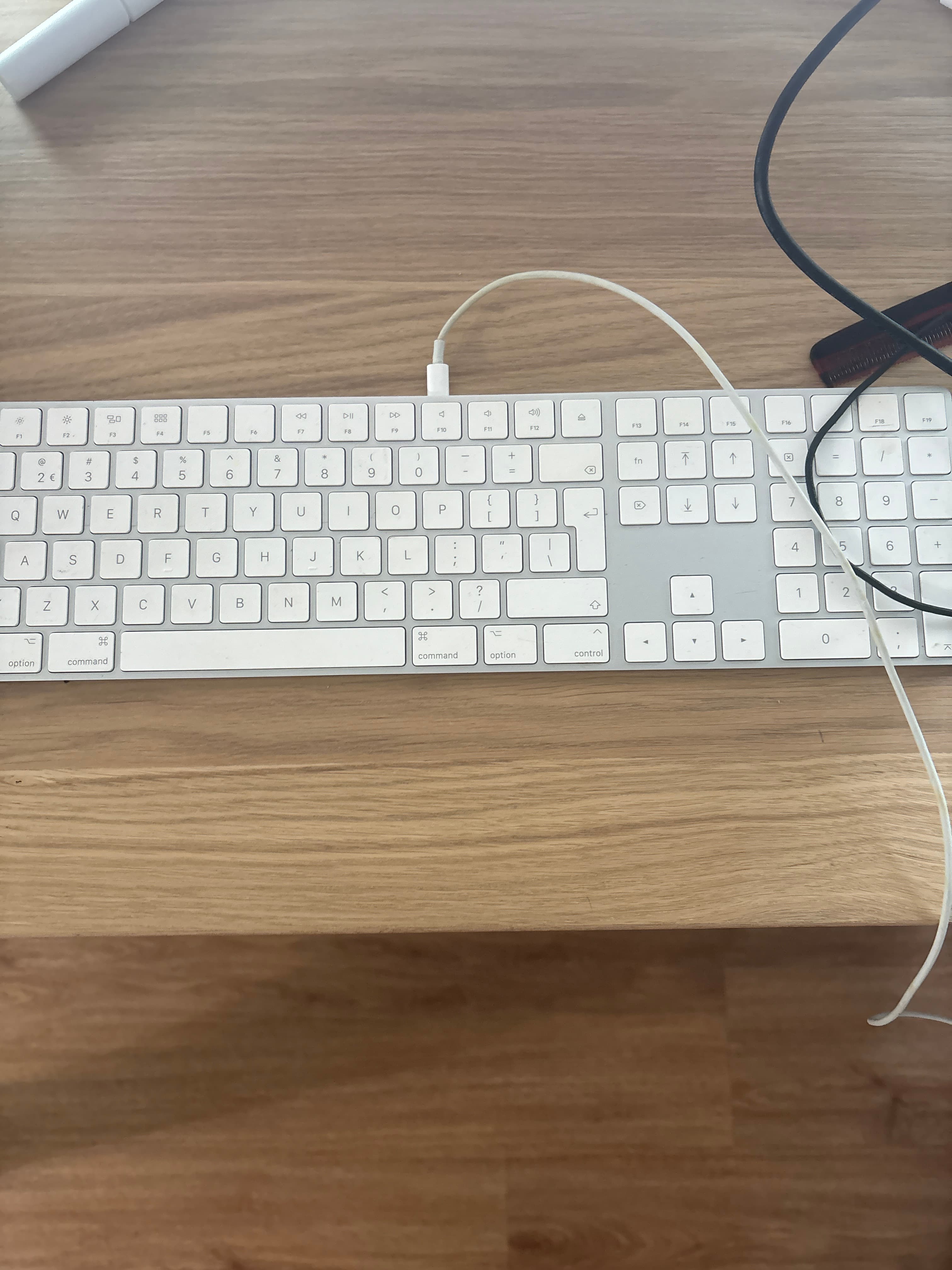Apple keyboard